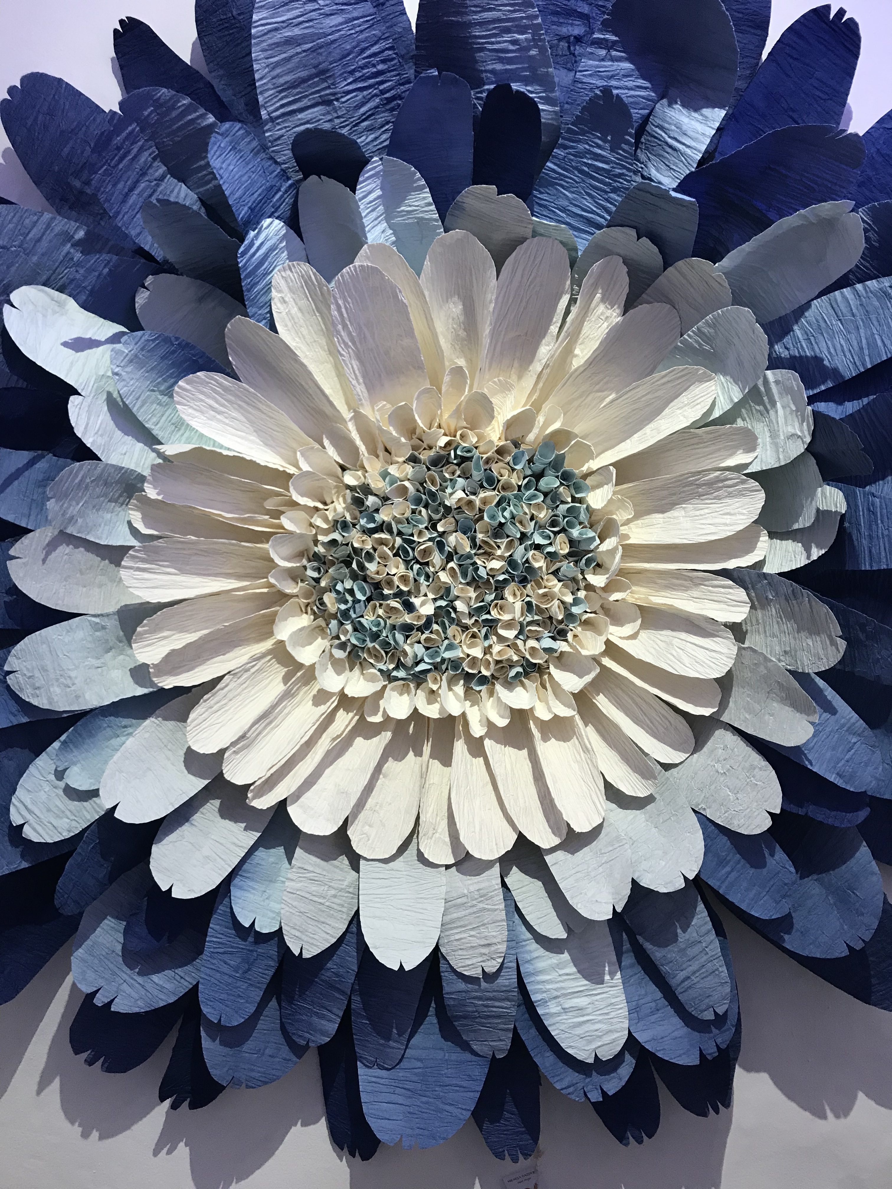 Giant paper flower hand Made in Italy