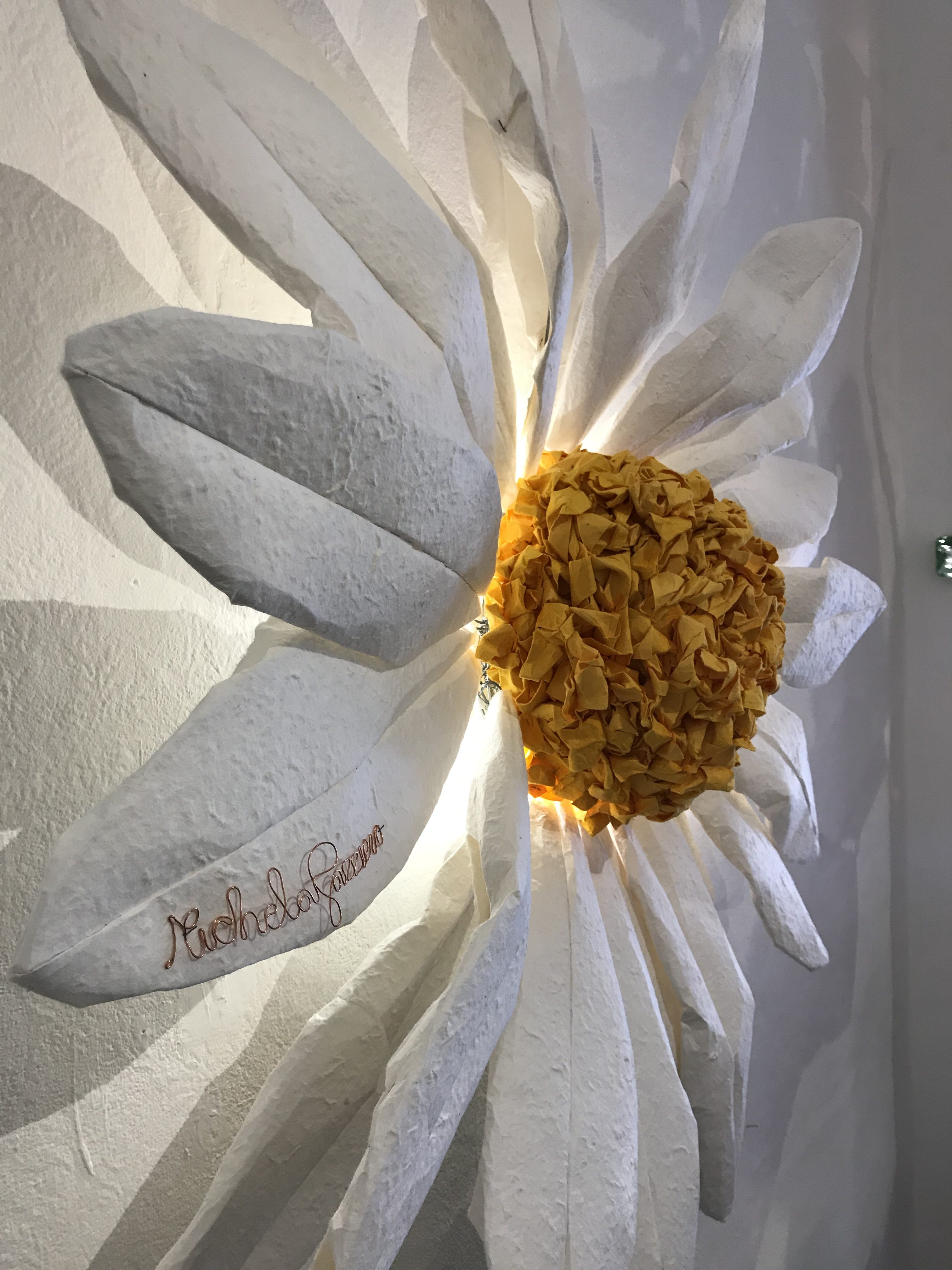 Margherita Bright paper flower hand Made in Italy