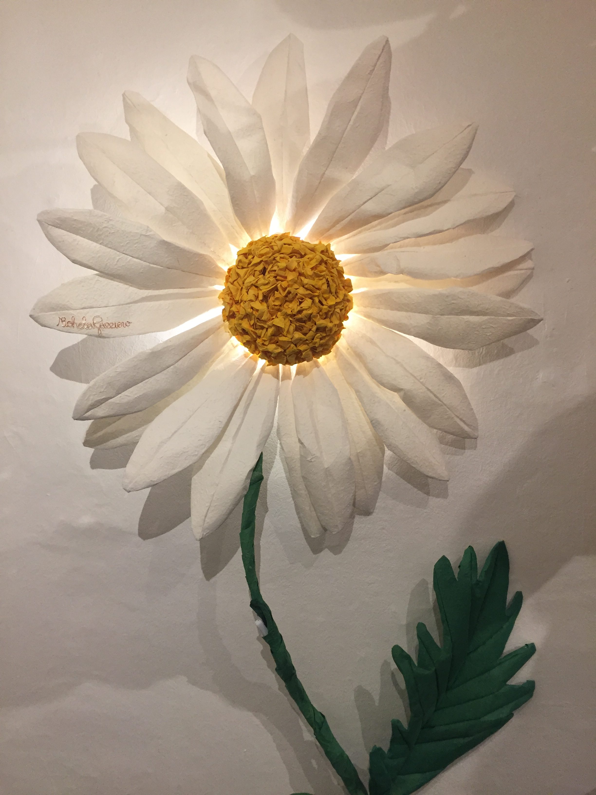 Margherita bright paper flower hand Made in Italy